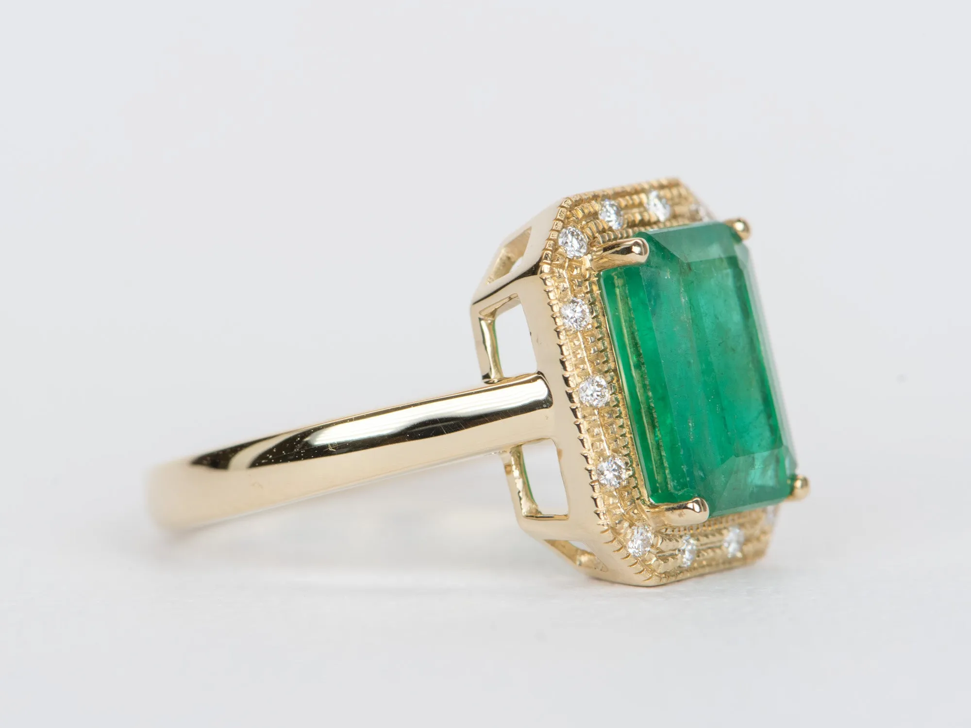 3.31ct Emerald with Diamond Halo 14K Yellow Gold Ring R6359