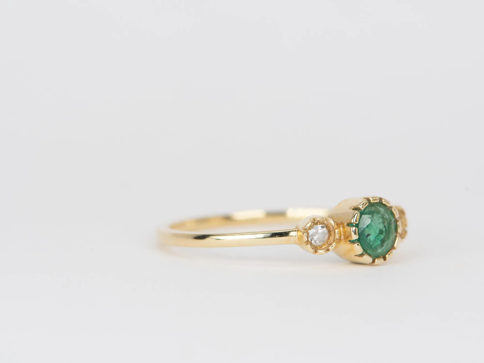 Dainty Emerald and Diamond Three-Stone Band 14K Gold T018