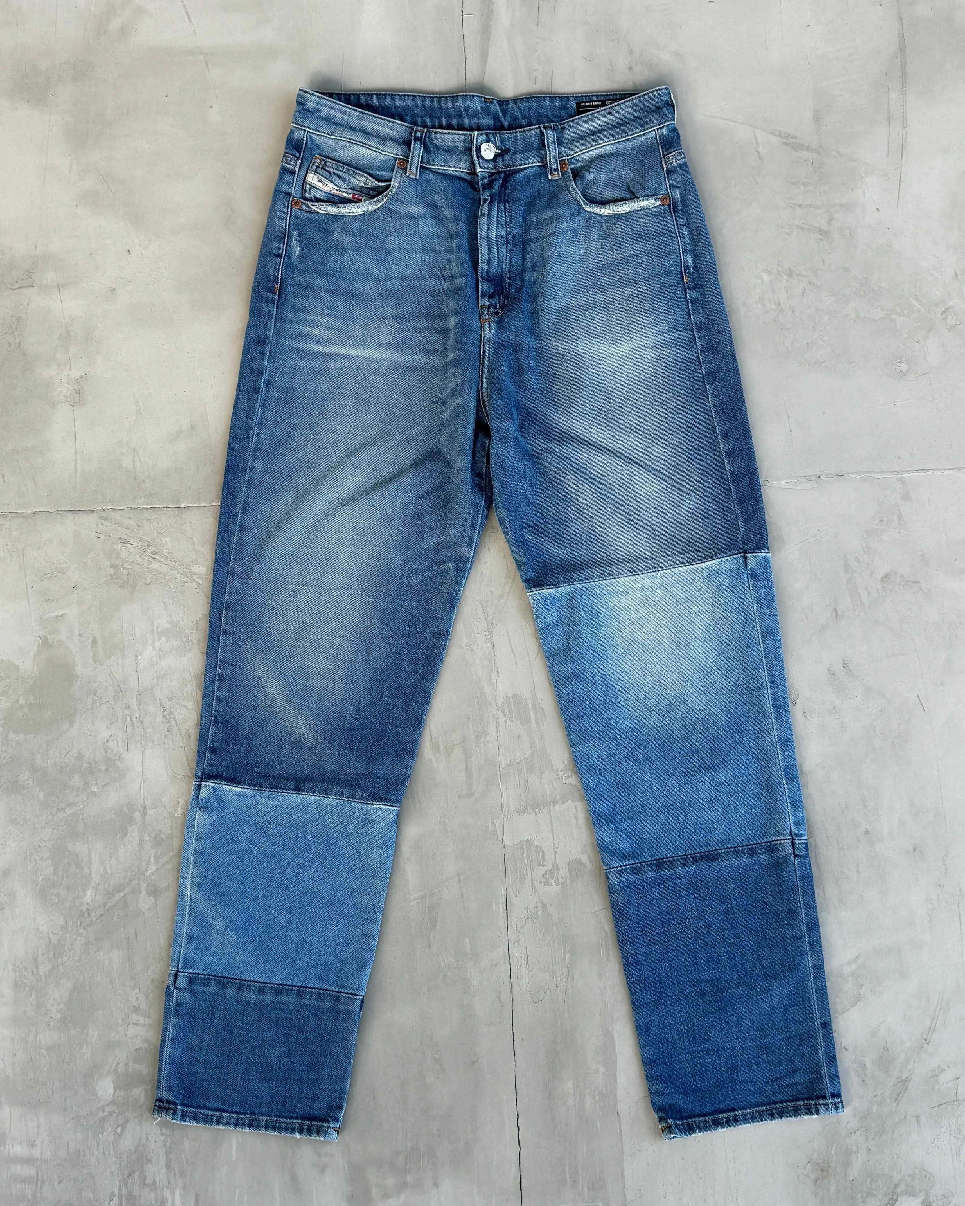 DIESEL DENIM STRAIGHT-LEG JEANS - W31