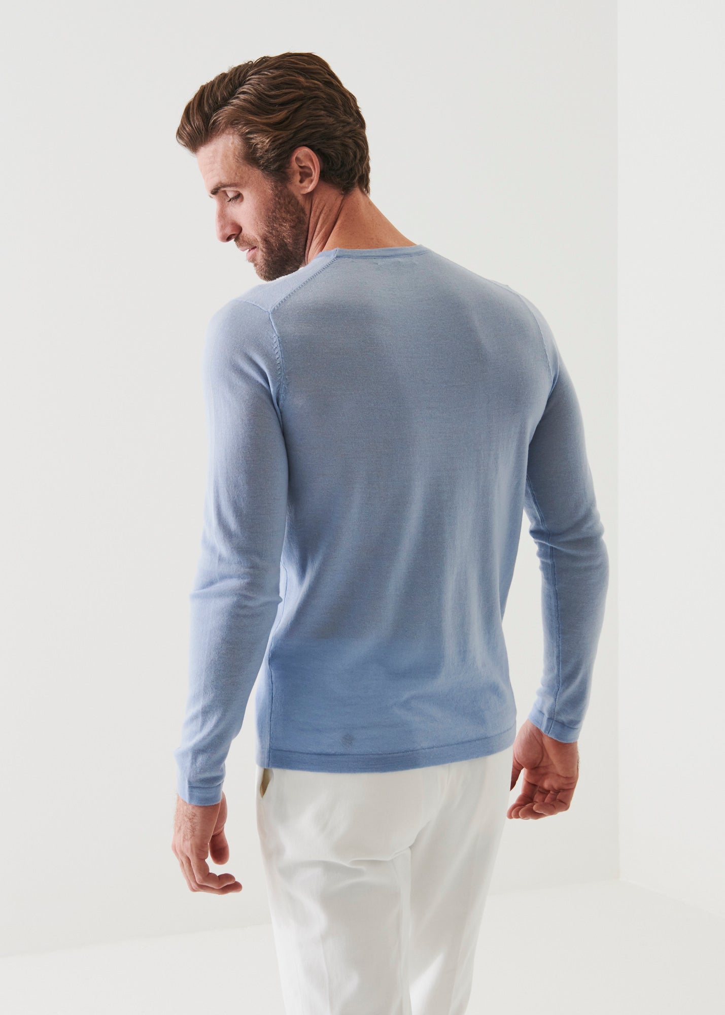 EXTRA-FINE MERINO SWEATER