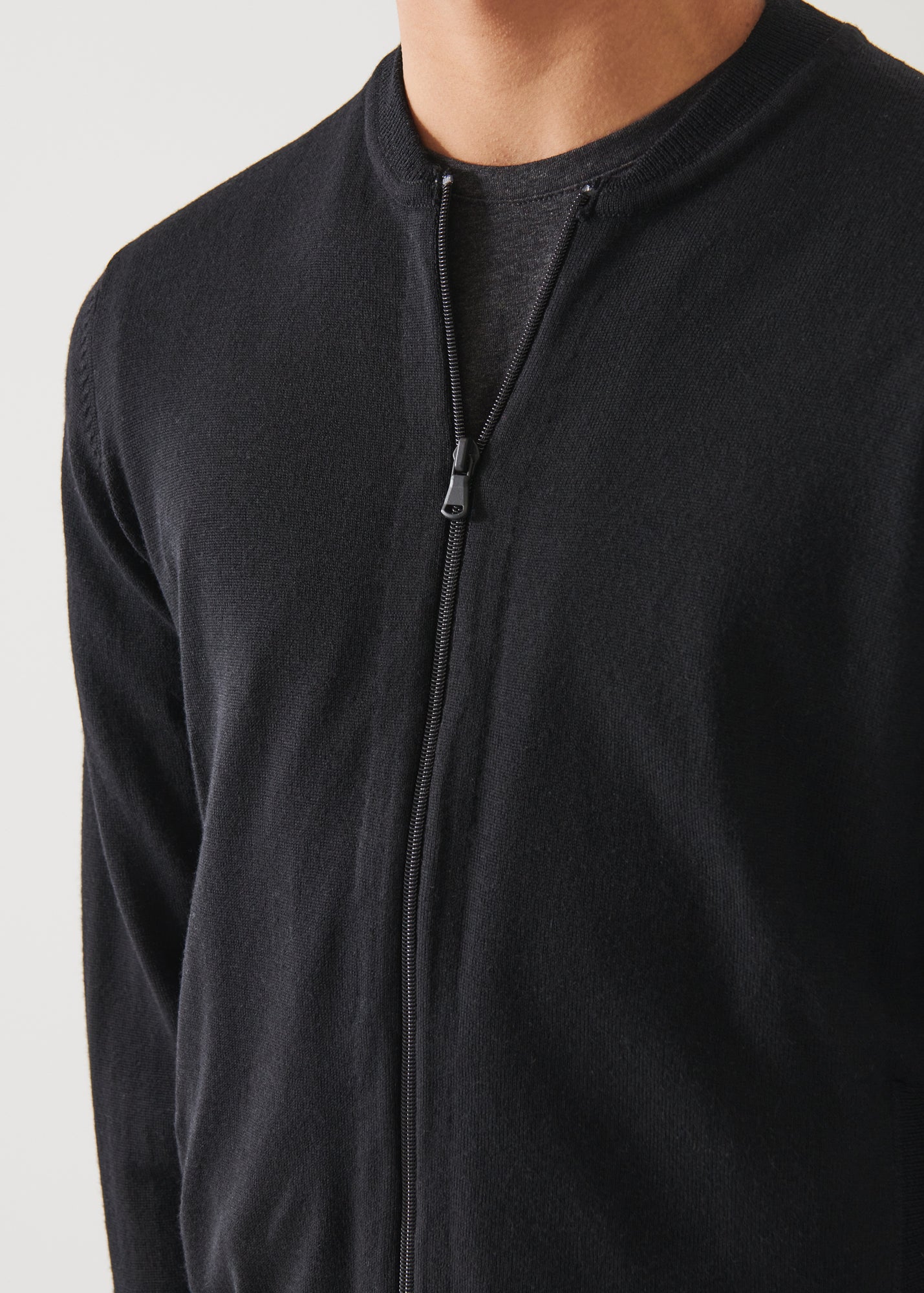 MERINO FULL ZIP SWEATER