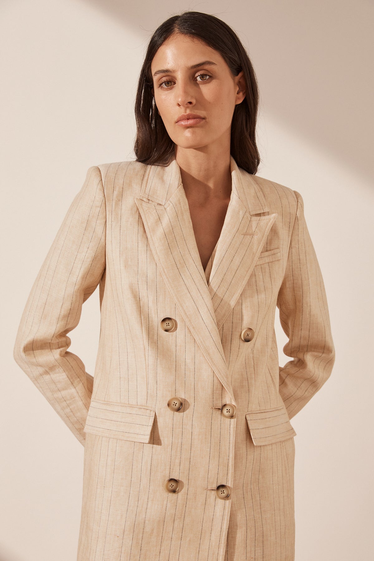 Sabbia Linen Peak Lapel Blazer