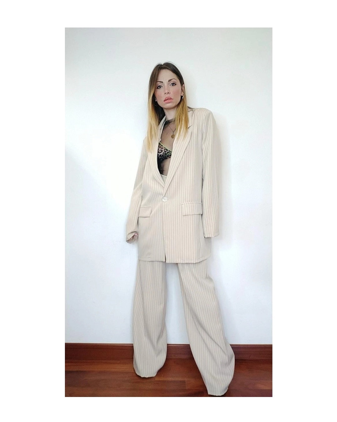 Tailleur gessato blazer over & pantapalazzo, AVANA!