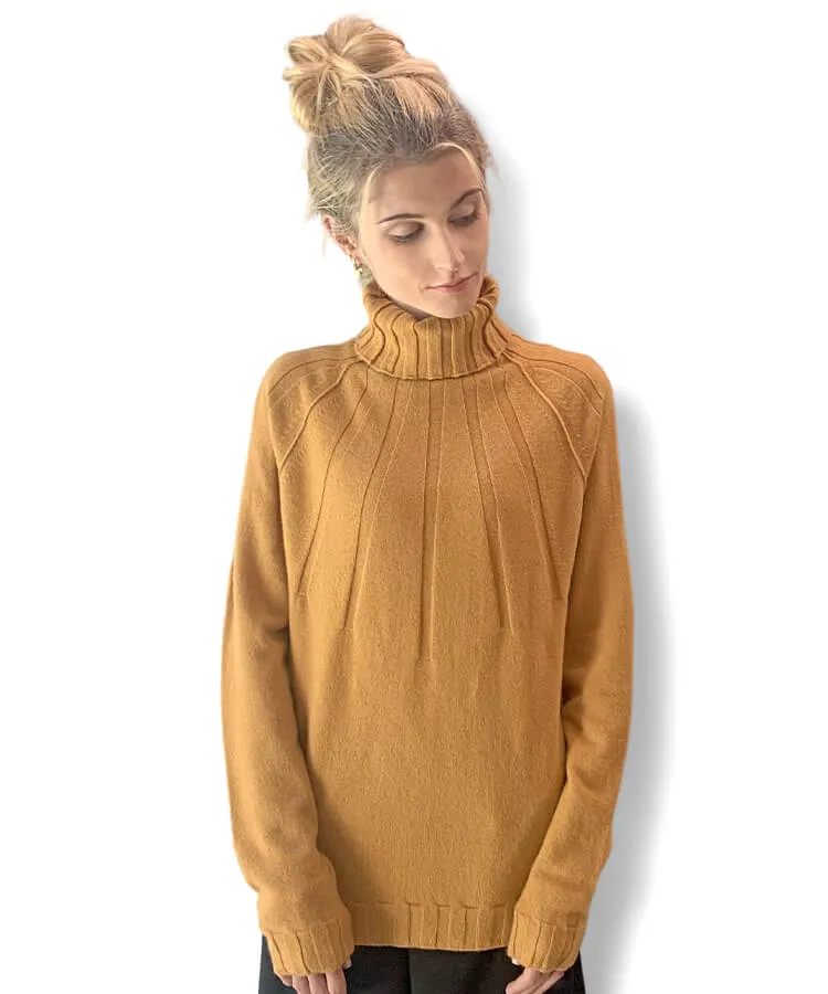 Women’s sweater reverse